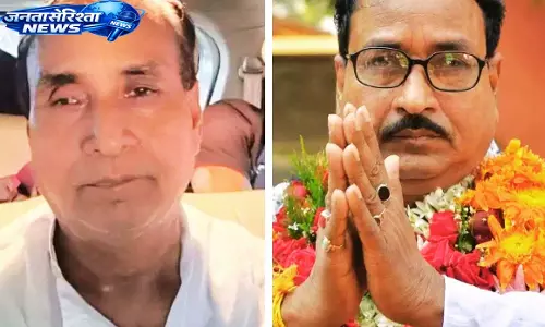 Bengal: सौर घोटाले में पूर्व अध्यक्ष केरल से गिरफ्तार Bengal: सौर घोटाले में पूर्व अध्यक्ष केरल से गिरफ्तार