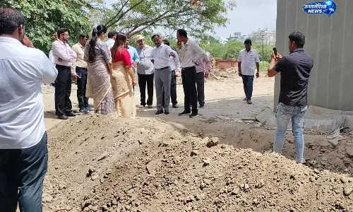 मानसून से पहले पुणे में ड्रेनेज सिस्टम की तैयारियां तेज, PMC ने सफाई कार्यों का किया निरीक्षण मानसून से पहले पुणे में ड्रेनेज सिस्टम की तैयारियां तेज, PMC ने सफाई कार्यों का किया निरीक्षण