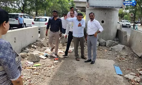 Pune : मानसून से पहले बानेर-यूनिवर्सिटी रोड पर सड़क व मेट्रो कार्यों का निरीक्षण Pune : मानसून से पहले बानेर-यूनिवर्सिटी रोड पर सड़क व मेट्रो कार्यों का निरीक्षण