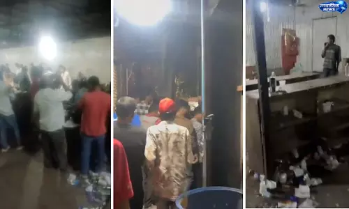 Indore : बंगाली स्क्वायर में अवैध शराब अड्डे का वीडियो वायरल, प्रशासन पर सवाल Indore : बंगाली स्क्वायर में अवैध शराब अड्डे का वीडियो वायरल, प्रशासन पर सवाल