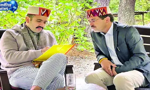 मंजूर सडक़ों का जल्द शुरू करवाएं काम