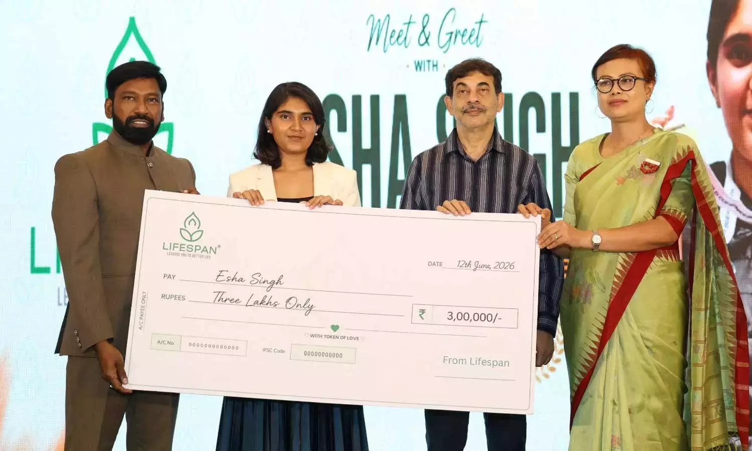 लगातार कोशिश, फोकस और अनुशासन मेरी सफलता की नींव हैं: वर्ल्ड चैंपियन ईशा सिंह लगातार कोशिश, फोकस और अनुशासन मेरी सफलता की नींव हैं: वर्ल्ड चैंपियन ईशा सिंह