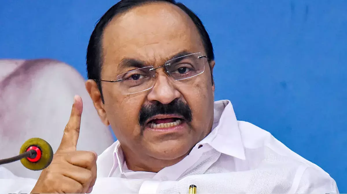 Kerala CM सतीसन ने VC की RSS कार्यक्रम में भागीदारी पर आलोचना की Kerala CM सतीसन ने VC की RSS कार्यक्रम में भागीदारी पर आलोचना की