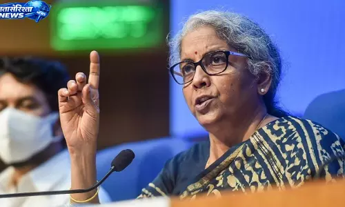 वित्त मंत्री का बयान लगातार मजबूत हो रही है