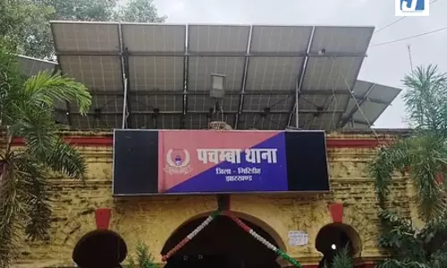 फांसी या साजिश? युवक का शव फंदे से लटका मिला, परिवार सदमे में फांसी या साजिश? युवक का शव फंदे से लटका मिला, परिवार सदमे में