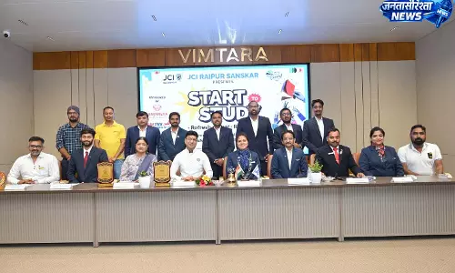 स्टार्ट टू स्टडी कार्यक्रम में करियर मार्गदर्शन और जादू का अद्भुत संगम स्टार्ट टू स्टडी कार्यक्रम में करियर मार्गदर्शन और जादू का अद्भुत संगम