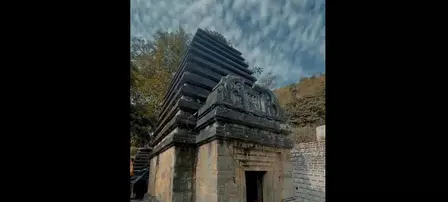 प्राचीन सूर्य मंदिर का वीडियो शेयर कर सीएम पुष्कर सिंह धामी ने लोगों से की दर्शन की अपील प्राचीन सूर्य मंदिर का वीडियो शेयर कर सीएम पुष्कर सिंह धामी ने लोगों से की दर्शन की अपील