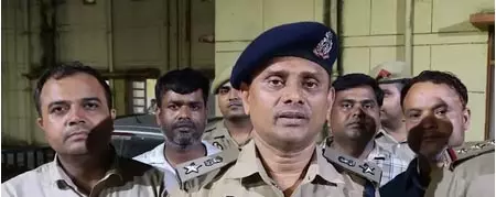 गोंडा में पुलिस मुठभेड़ में तीन बदमाश गिरफ्तार, एक के पैर में लगी गोली गोंडा में पुलिस मुठभेड़ में तीन बदमाश गिरफ्तार, एक के पैर में लगी गोली