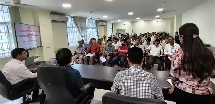 Arunachal: SIR अभ्यास के लिए BLOs को प्रशिक्षित किया गया Arunachal: SIR अभ्यास के लिए BLOs को प्रशिक्षित किया गया