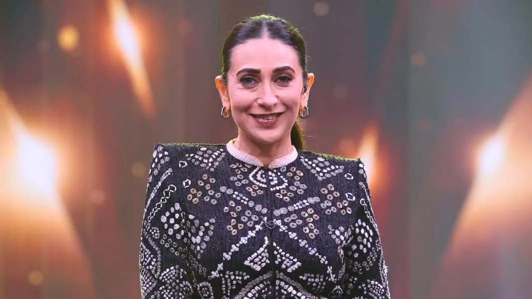 Karisma Kapoor ने ‘हसीना मान जाएगी’ पर अपना अनुभव साझा किया Karisma Kapoor ने ‘हसीना मान जाएगी’ पर अपना अनुभव साझा किया