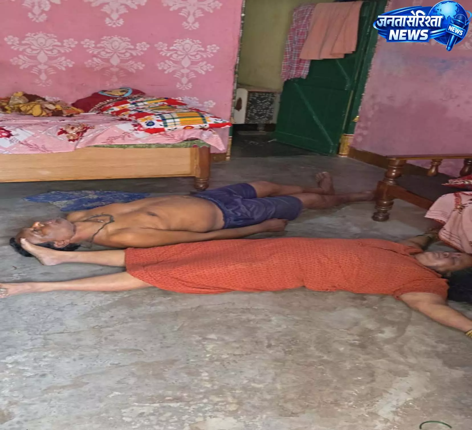CG BREAKING: बंद कमरे में मिली दंपति की लाश, इलाके में फैली सनसनी CG BREAKING: बंद कमरे में मिली दंपति की लाश, इलाके में फैली सनसनी