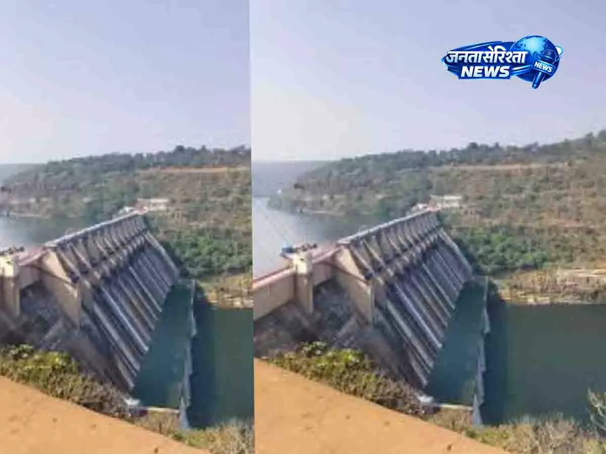 Telangana : पानी की आवक घटने से कृष्णा नदी सूखी Telangana : पानी की आवक घटने से कृष्णा नदी सूखी