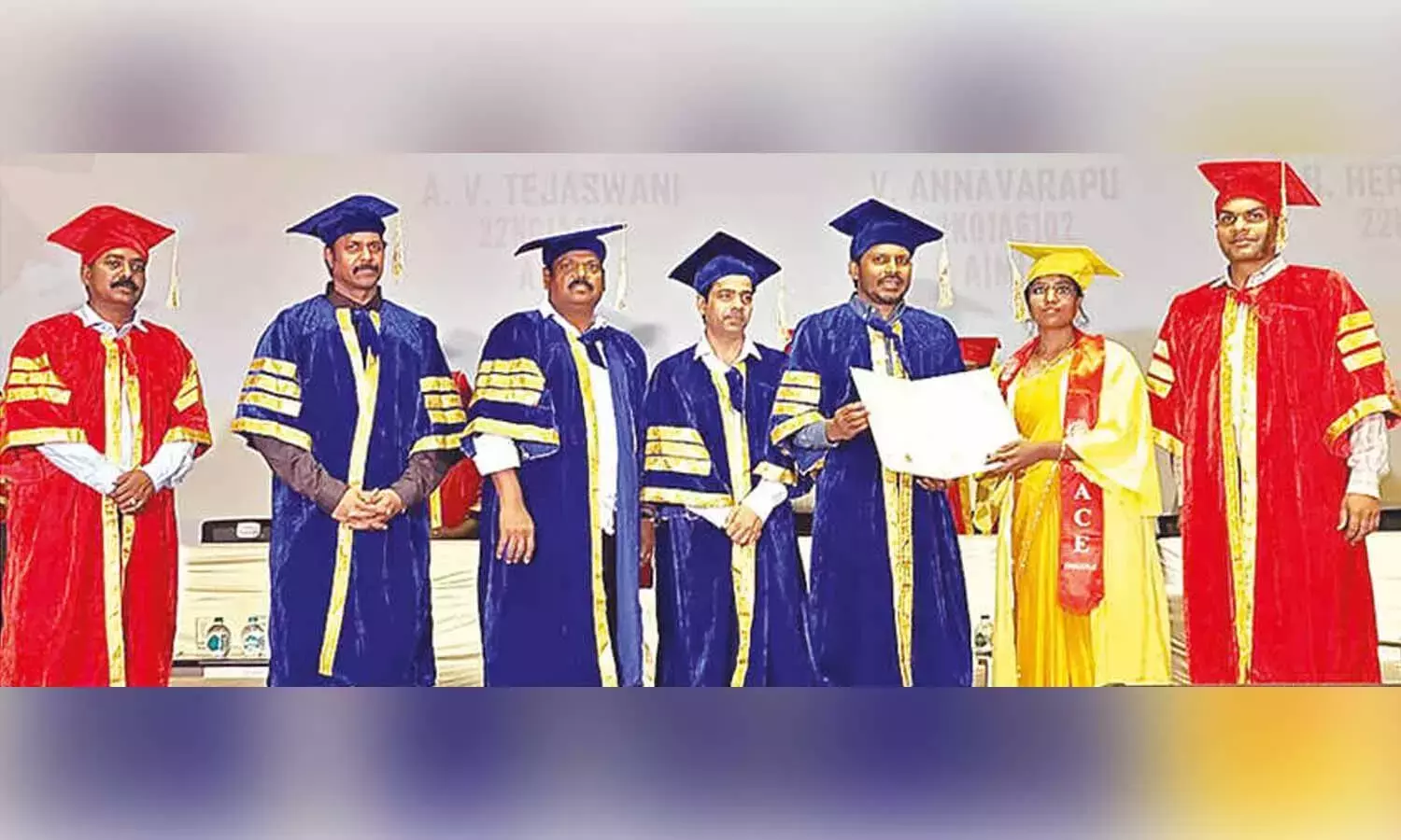 Andhra: पेस इंजीनियरिंग कॉलेज ने चौथा ग्रेजुएशन डे मनाया Andhra: पेस इंजीनियरिंग कॉलेज ने चौथा ग्रेजुएशन डे मनाया