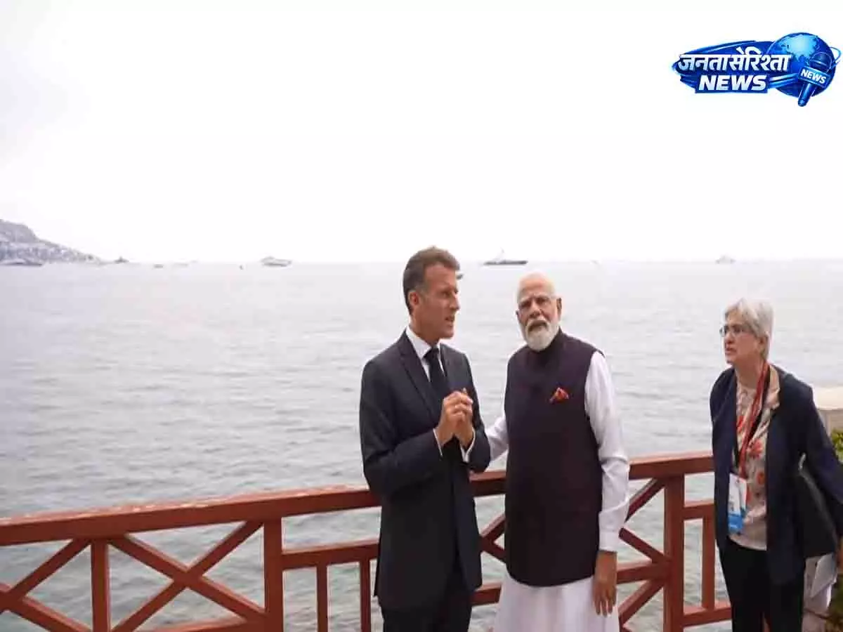 PM Modi फ्रांस के राष्ट्रपति मैक्रों ने नीस में विला केर्लियोस का दौरा किया PM Modi फ्रांस के राष्ट्रपति मैक्रों ने नीस में विला केर्लियोस का दौरा किया