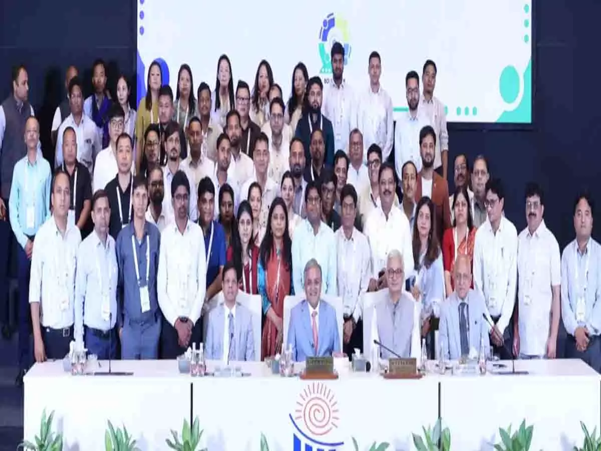 ECI ने IIIDEM में मीडिया अधिकारियों का सम्मेलन आयोजित किया ECI ने IIIDEM में मीडिया अधिकारियों का सम्मेलन आयोजित किया
