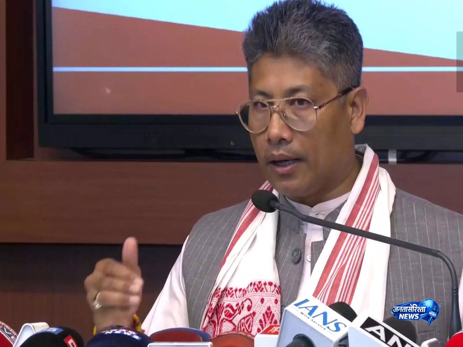Assam कृषि मंत्री का निर्देश: किसान पंजीकरण तेज करें, बीज-खाद समय पर उपलब्ध कराएं Assam कृषि मंत्री का निर्देश: किसान पंजीकरण तेज करें, बीज-खाद समय पर उपलब्ध कराएं