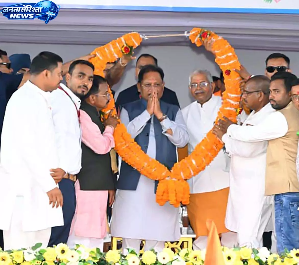 सामुदायिक भवन, खेल मैदान, स्कूल उन्नयन और तालाब सौंदर्यीकरण सहित कई महत्वपूर्ण घोषणाएं सामुदायिक भवन, खेल मैदान, स्कूल उन्नयन और तालाब सौंदर्यीकरण सहित कई महत्वपूर्ण घोषणाएं
