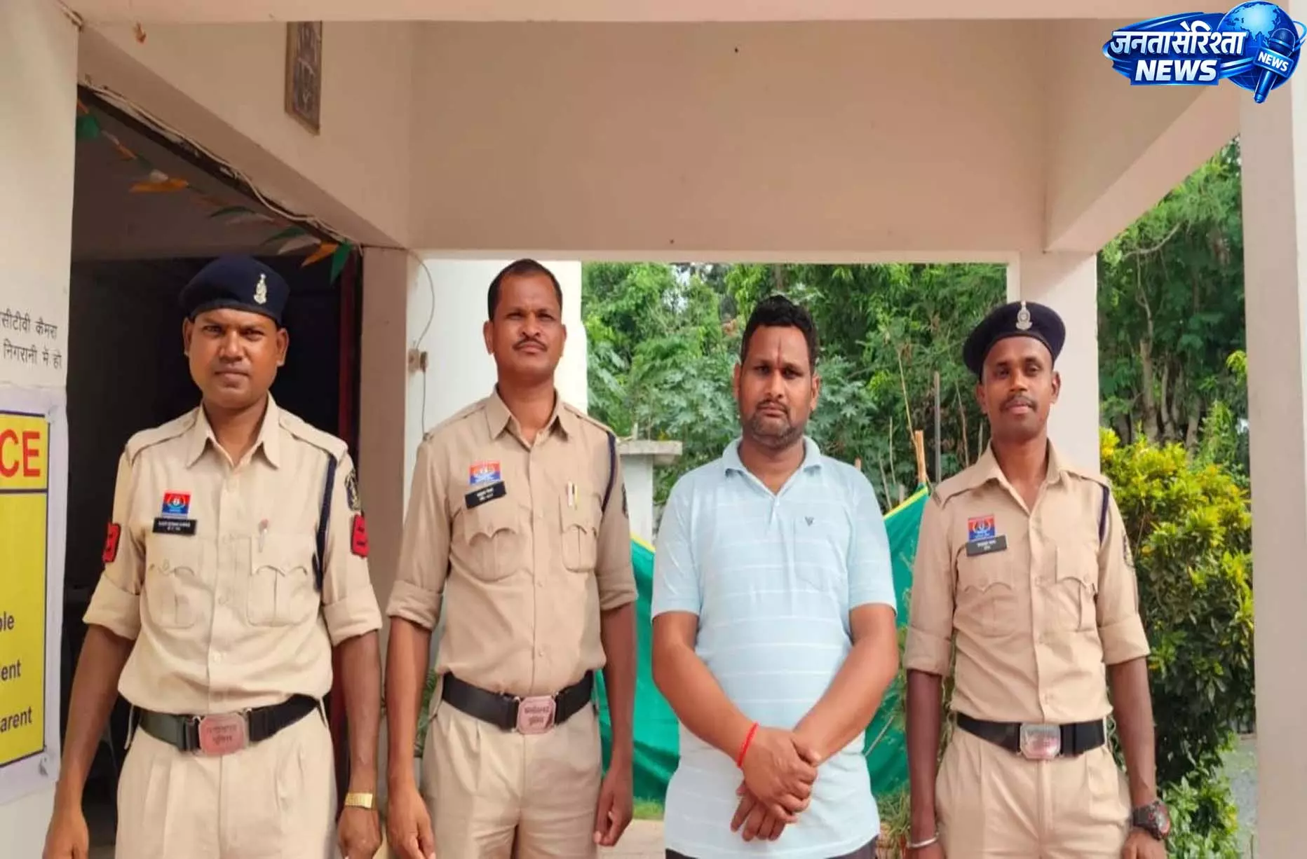 CG: पटवारी भर्ती के नाम पर 6.50 लाख की ठगी, कांग्रेस जिला महामंत्री गिरफ्तार CG: पटवारी भर्ती के नाम पर 6.50 लाख की ठगी, कांग्रेस जिला महामंत्री गिरफ्तार