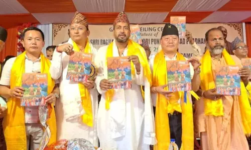 सिलीगुड़ी में दो सामाजिक अग्रदूतों की मूर्तियों का किया गया अनावरण सिलीगुड़ी में दो सामाजिक अग्रदूतों की मूर्तियों का किया गया अनावरण