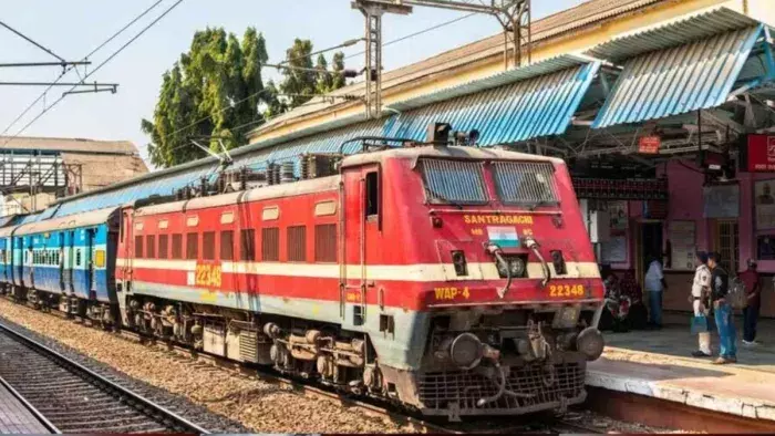 Jaipur: रेलवे दोहरीकरण कार्य का असर, कई ट्रेनों के रूट बदले Jaipur: रेलवे दोहरीकरण कार्य का असर, कई ट्रेनों के रूट बदले