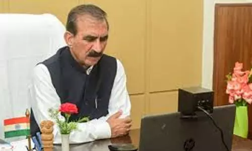 Dharamshala: हिमाचल को वित्तीय मदद के मुद्दे पर कांग्रेस ने केंद्र को घेरा Dharamshala: हिमाचल को वित्तीय मदद के मुद्दे पर कांग्रेस ने केंद्र को घेरा