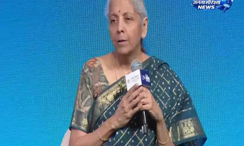 लगातार आर्थिक विकास के लिए भारत अच्छी स्थिति में है: वित्त मंत्री सीतारमण लगातार आर्थिक विकास के लिए भारत अच्छी स्थिति में है: वित्त मंत्री सीतारमण