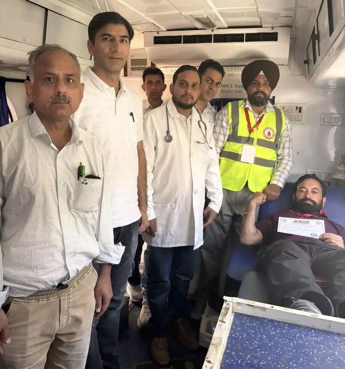 Kathua: रक्तदान शिविरों में जीएमसी कठुआ ने जुटाया 67 यूनिट रक्त Kathua: रक्तदान शिविरों में जीएमसी कठुआ ने जुटाया 67 यूनिट रक्त