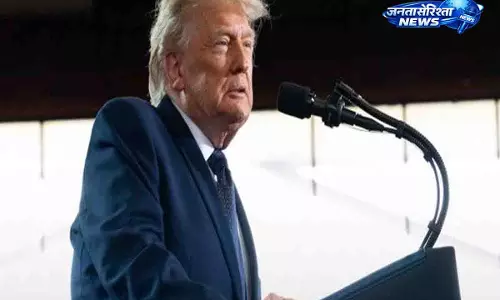 Trump ने ईरान डील को पूरा घोषित किया, होर्मुज को फिर से खोलने का आदेश दिया Trump ने ईरान डील को पूरा घोषित किया, होर्मुज को फिर से खोलने का आदेश दिया