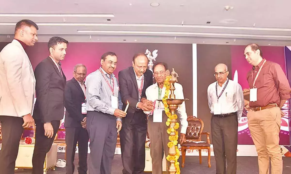 Andhra: यूरो-ऑन्कोलॉजी में प्रगति इलाज के तरीकों को बदल रही है Andhra: यूरो-ऑन्कोलॉजी में प्रगति इलाज के तरीकों को बदल रही है