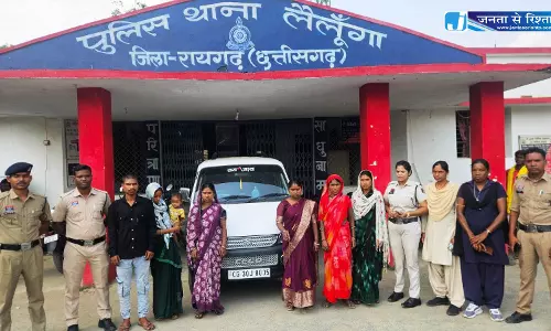 बाजार हाट में सक्रिय झपटमार और पाकेटमार गिरोह का पर्दाफाश, 5 महिलाएं और एक पुरुष गिरफ्तार बाजार हाट में सक्रिय झपटमार और पाकेटमार गिरोह का पर्दाफाश, 5 महिलाएं और एक पुरुष गिरफ्तार