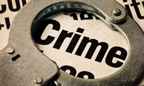 Kerala : पोथेनकोड बेकरी में धारदार हथियार से हमला, मालिक और हमलावर घायल Kerala : पोथेनकोड बेकरी में धारदार हथियार से हमला, मालिक और हमलावर घायल