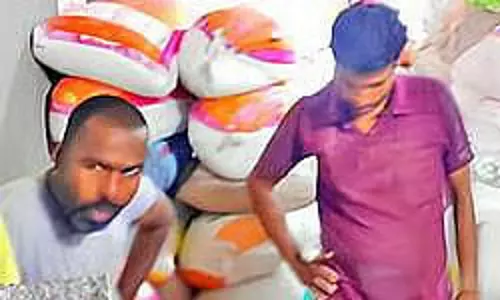क्राइम ब्रांच की बड़ी कार्रवाई, PDS और आंगनवाड़ी सप्लाई की कालाबाजारी का भंडाफोड़ क्राइम ब्रांच की बड़ी कार्रवाई, PDS और आंगनवाड़ी सप्लाई की कालाबाजारी का भंडाफोड़