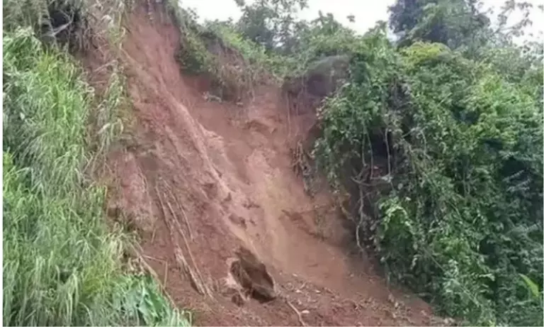 गुवाहाटी में भूस्खलन जोखिम पर सर्वे रिपोर्ट में बड़ा खुलासा गुवाहाटी में भूस्खलन जोखिम पर सर्वे रिपोर्ट में बड़ा खुलासा