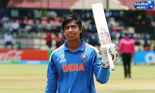 इंडिया A में वैभव सूर्यवंशी का संघर्ष जारी, श्रीलंका A के खिलाफ 21 रन बनाकर आउट इंडिया A में वैभव सूर्यवंशी का संघर्ष जारी, श्रीलंका A के खिलाफ 21 रन बनाकर आउट