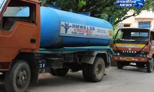 Hyderabad की बल्क वॉटर कॉलोनियों पर टैंकर के खर्च का बोझ Hyderabad की बल्क वॉटर कॉलोनियों पर टैंकर के खर्च का बोझ