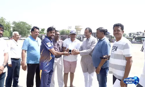 MPL 2026 के चौथे दिन रोमांचक मुकाबलों ने बांधा समां, खिलाड़ियों ने दिखाया शानदार खेल MPL 2026 के चौथे दिन रोमांचक मुकाबलों ने बांधा समां, खिलाड़ियों ने दिखाया शानदार खेल