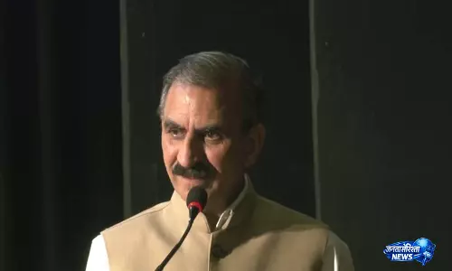 CM सुखू ने पंचायत प्रतिनिधियों से ग्रामीण विकास और नशा विरोधी प्रयासों का नेतृत्व करने का किया आग्रह CM सुखू ने पंचायत प्रतिनिधियों से ग्रामीण विकास और नशा विरोधी प्रयासों का नेतृत्व करने का किया आग्रह