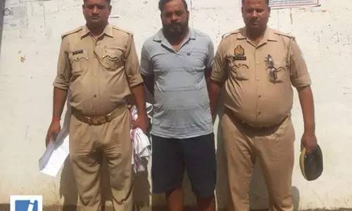 मिर्जापुर पुलिस की बड़ी कार्रवाई, 10 किलो गांजा के साथ एक आरोपी गिरफ्तार मिर्जापुर पुलिस की बड़ी कार्रवाई, 10 किलो गांजा के साथ एक आरोपी गिरफ्तार
