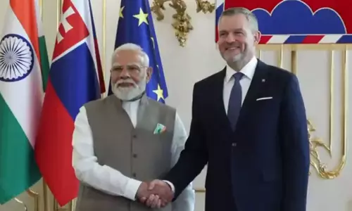 निवेश और नवाचार पर फोकस, PM मोदी की स्लोवाकिया में महत्वपूर्ण बैठक निवेश और नवाचार पर फोकस, PM मोदी की स्लोवाकिया में महत्वपूर्ण बैठक