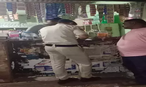 पुलिस की तंबाकू विरोधी मुहिम, एक माह में 107 मामलों में कार्रवाई पुलिस की तंबाकू विरोधी मुहिम, एक माह में 107 मामलों में कार्रवाई