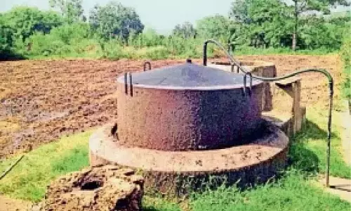 गोबर गैस संयंत्रों के पुनर्जीवन से ग्रामीण ऊर्जा आत्मनिर्भरता को नई गति गोबर गैस संयंत्रों के पुनर्जीवन से ग्रामीण ऊर्जा आत्मनिर्भरता को नई गति