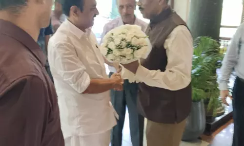 केरल के ‘छिपे’ कर राजस्व को उजागर करने की योजना पर सीएम सतीशन ने की चर्चा केरल के ‘छिपे’ कर राजस्व को उजागर करने की योजना पर सीएम सतीशन ने की चर्चा