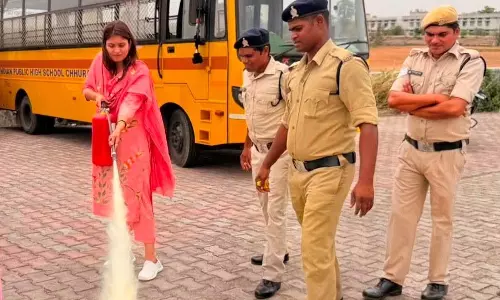 विद्यार्थियों की सुरक्षा के लिए स्कूल बसों का विशेष निरीक्षण