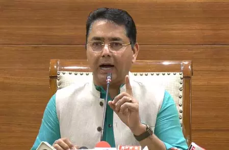 ईमानदारी और विकास के दम पर 2027 में चुनाव जीतेगी आम आदमी पार्टी: अमन अरोड़ा ईमानदारी और विकास के दम पर 2027 में चुनाव जीतेगी आम आदमी पार्टी: अमन अरोड़ा