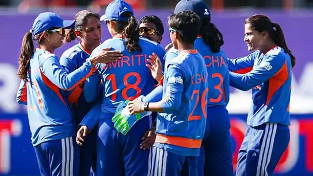 महिला T20 वर्ल्ड कप में भारत-पाक मुकाबले ने बनाया नया रिकॉर्ड महिला T20 वर्ल्ड कप में भारत-पाक मुकाबले ने बनाया नया रिकॉर्ड