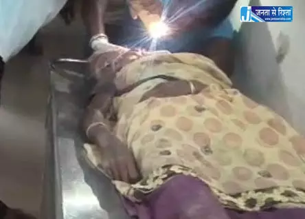 मां को मरते दम तक पीटा, मामूली विवाद में बेटे ने किया खून मां को मरते दम तक पीटा, मामूली विवाद में बेटे ने किया खून