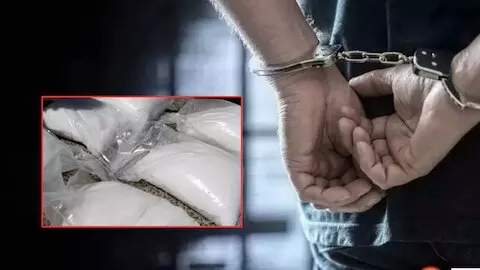 Anantnag: अनंतनाग में ड्रग तस्करी पर पुलिस का शिकंजा, दो आरोपी पकड़े गए Anantnag: अनंतनाग में ड्रग तस्करी पर पुलिस का शिकंजा, दो आरोपी पकड़े गए