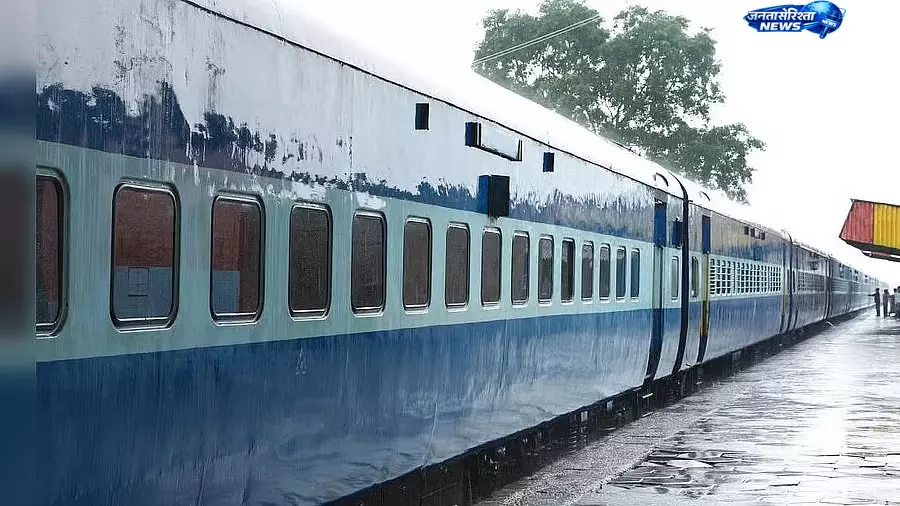 Morena train accident : पत्नी और बेटे को खोने वाले व्यक्ति का दर्द, हादसे ने उजाड़ा परिवार Morena train accident : पत्नी और बेटे को खोने वाले व्यक्ति का दर्द, हादसे ने उजाड़ा परिवार