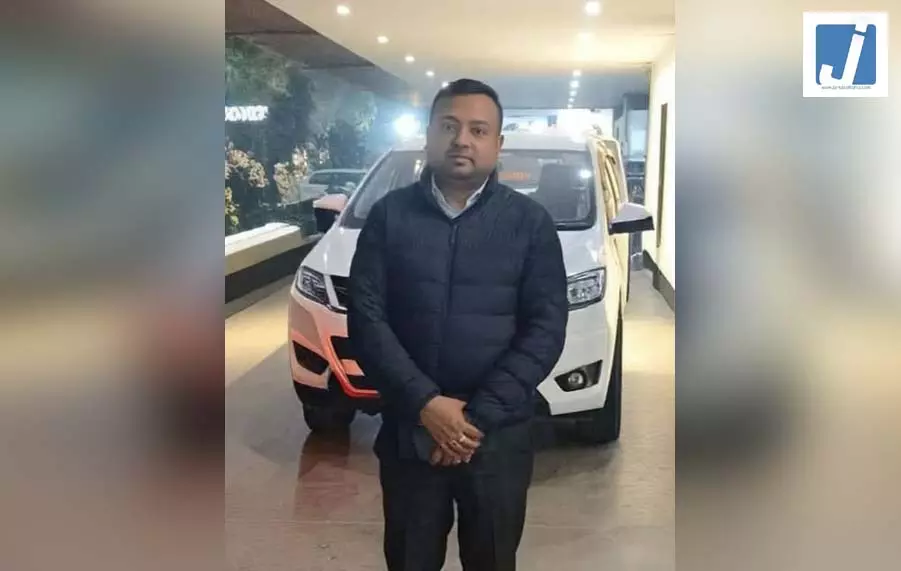 अभिषेक बनर्जी के फरार सहायक सुमित रॉय के खिलाफ गिरफ्तारी वारंट जारी अभिषेक बनर्जी के फरार सहायक सुमित रॉय के खिलाफ गिरफ्तारी वारंट जारी