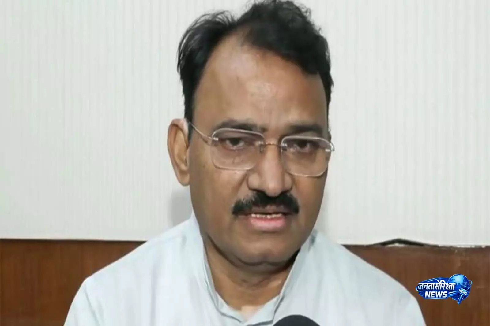 Gehlot के बयान पर डिप्टी सीएम बैरवा का हमला, बताया ‘आपातकाल जैसी सोच’ Gehlot के बयान पर डिप्टी सीएम बैरवा का हमला, बताया ‘आपातकाल जैसी सोच’
